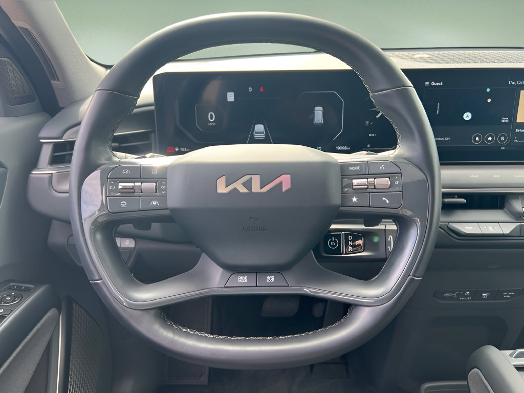 Used 2024 Kia EV9 Land AWD/4WD image 19