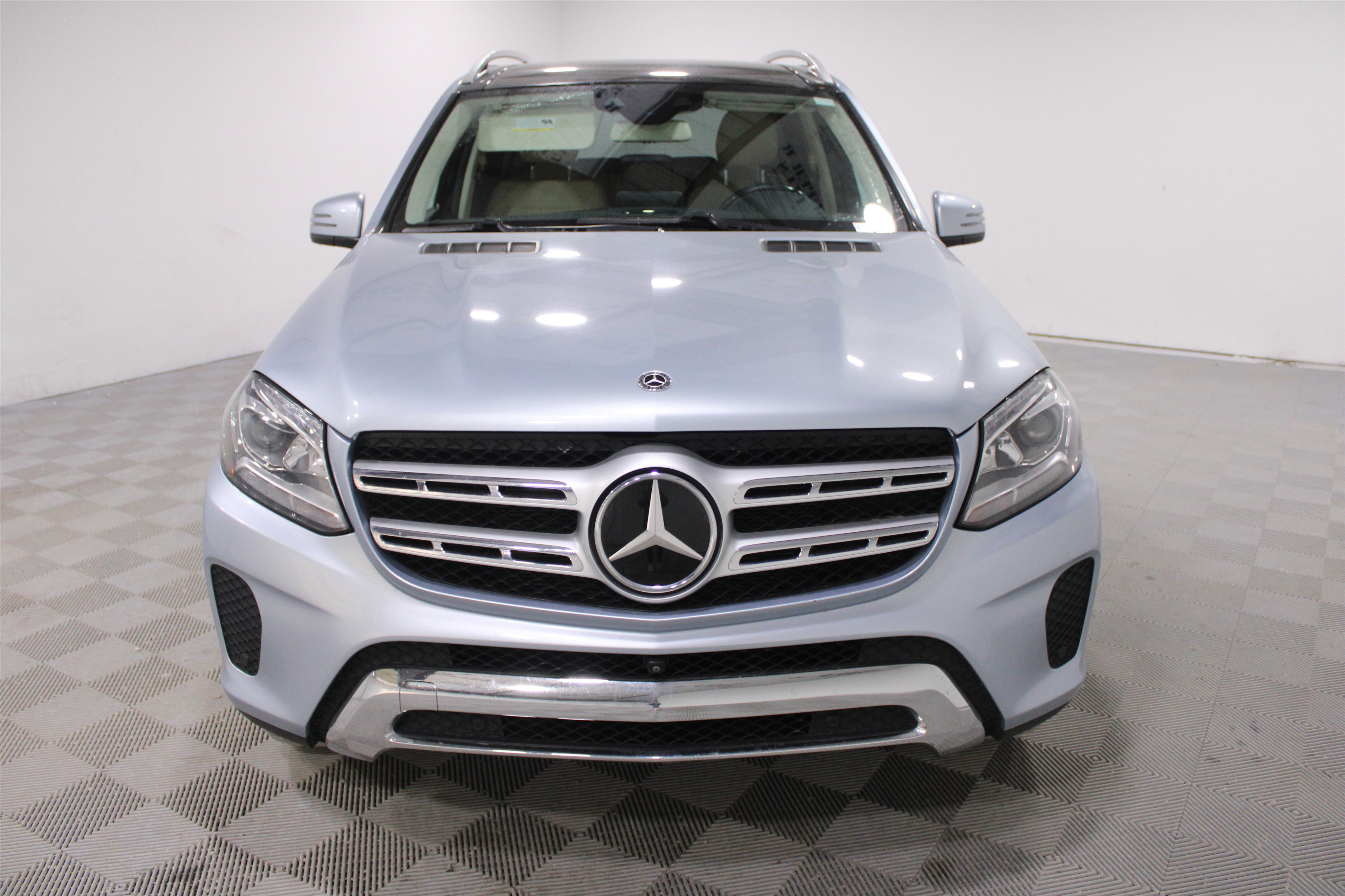 Used 2018 Mercedes-Benz GLS 450 4MATIC image 35