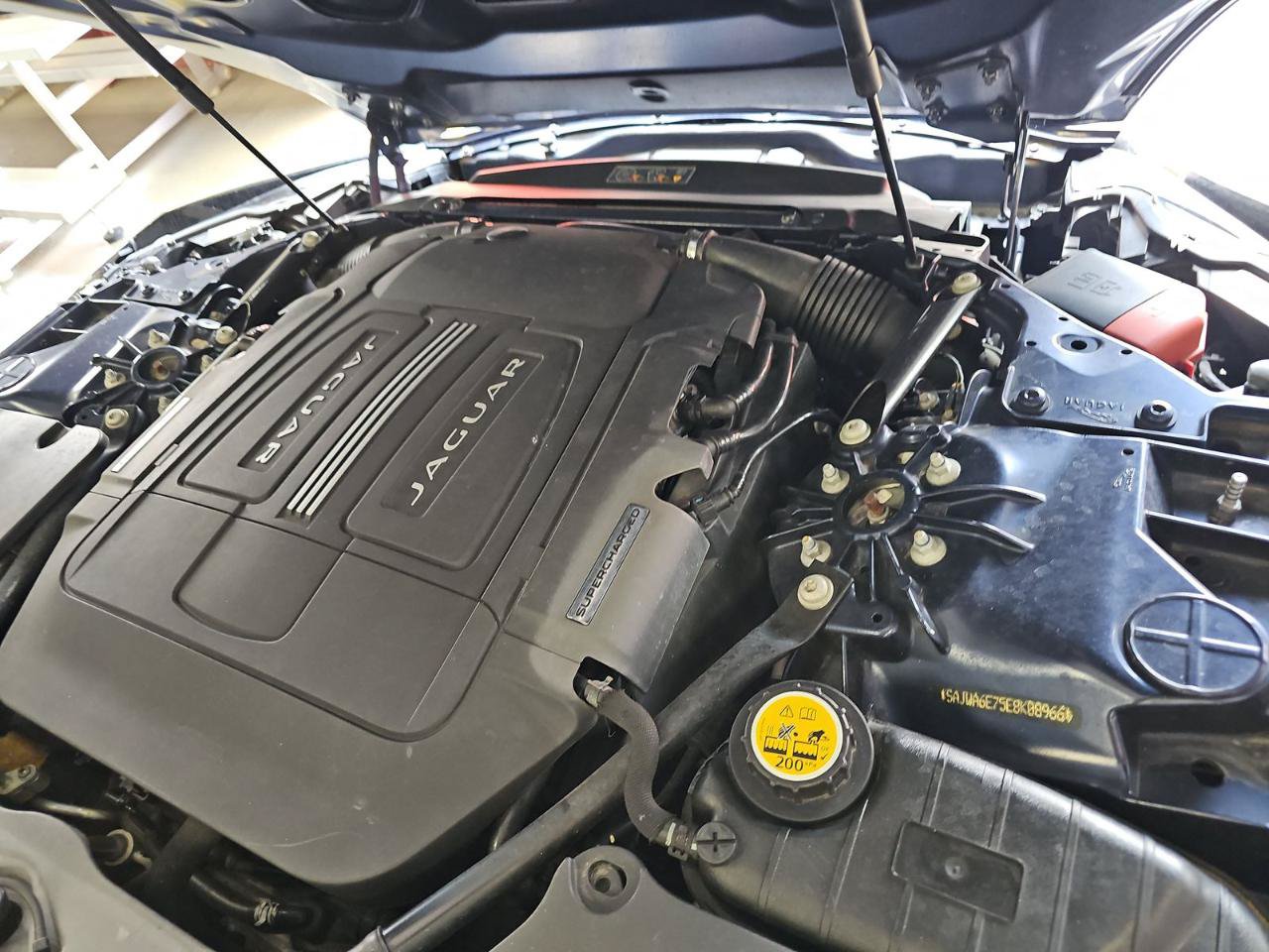 Used 2014 Jaguar F-TYPE Convertible RWD image 14