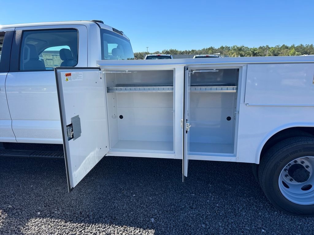 New 2025 Ford F450 XL image 26