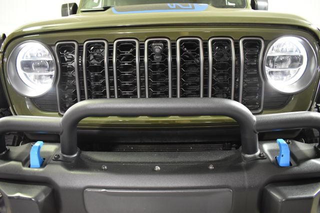Used 2023 Jeep Wrangler Unlimited Rubicon 4xe AWD/4WD image 42