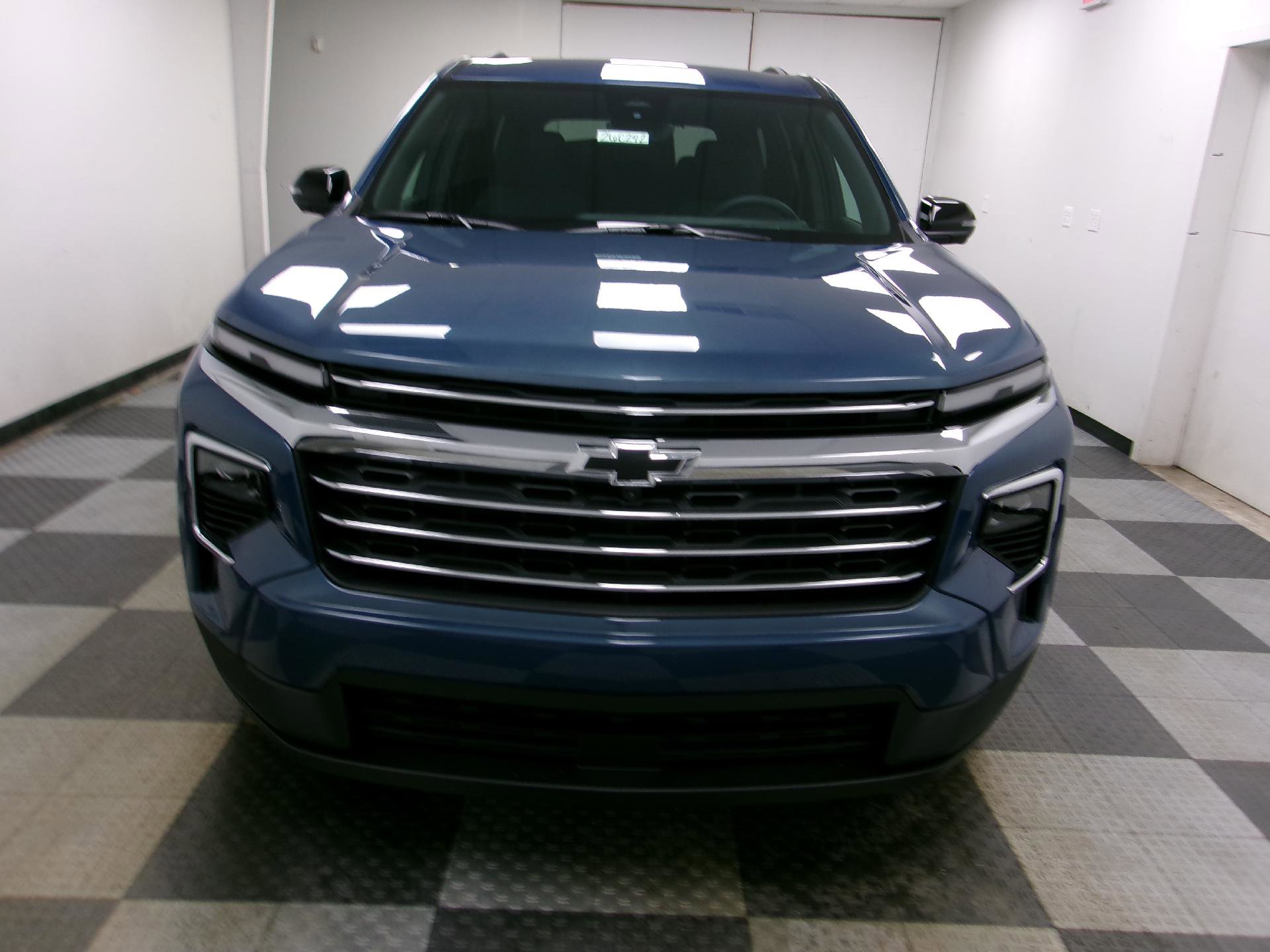 New 2026 Chevrolet Traverse LT w/ Driver Confidence Package image 16