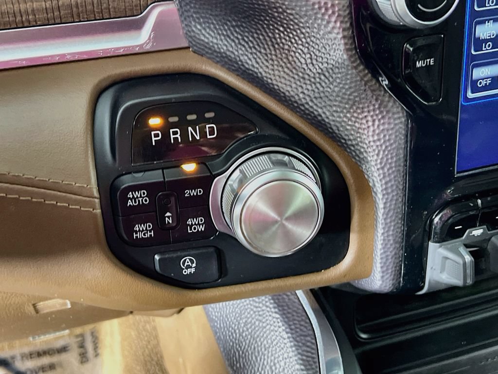 Used 2021 RAM 1500 Limited AWD/4WD image 17