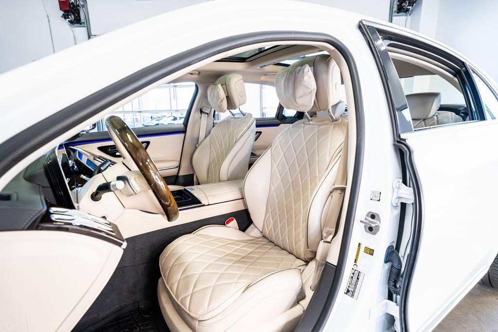 Used 2024 Mercedes-Benz S 580 S 580 image 40
