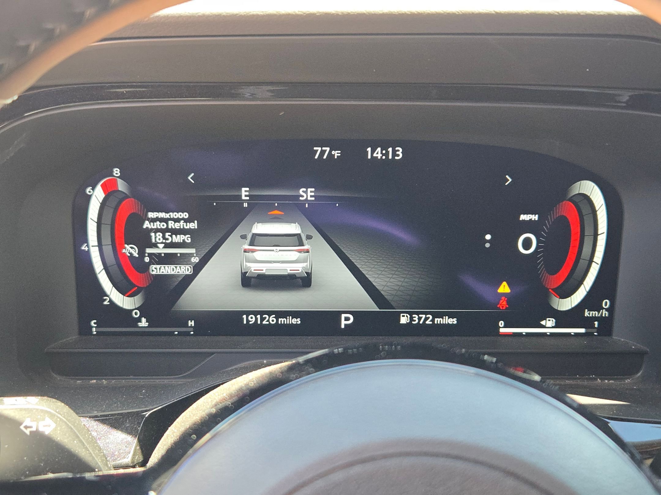 Used 2024 Nissan Pathfinder Platinum image 11