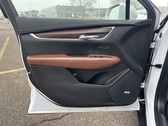 Used 2020 Cadillac XT5 Premium Luxury w/ LPO, Floor Liner Package image 16