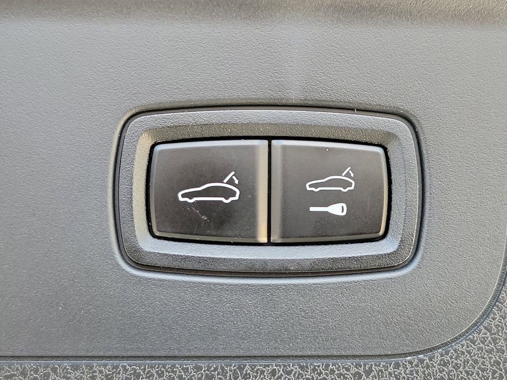 Used 2019 Porsche Panamera w/ Premium Package Plus image 10