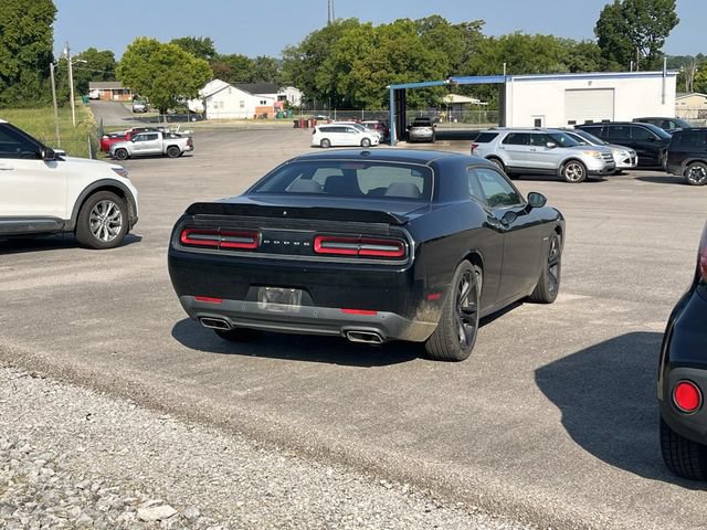 Used 2020 Dodge Challenger R/T RWD image 3