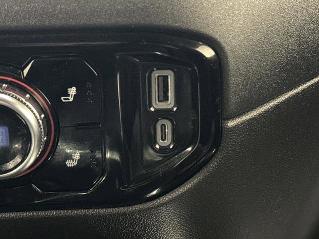 Used 2024 GMC Sierra 1500 Elevation image 23