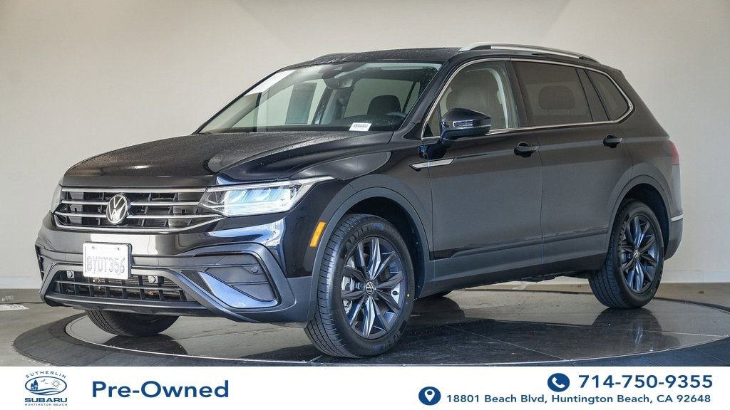 Used 2022 Volkswagen Tiguan SE w/ Panoramic Sunroof Package