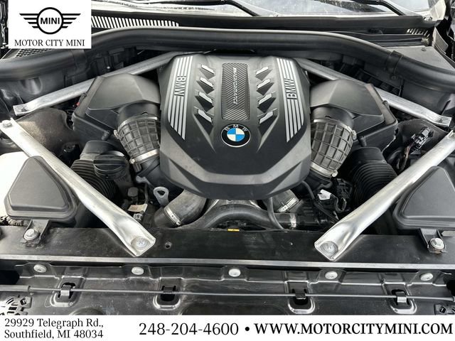 Used 2022 BMW X7 M50i w/ Executive Package image 14