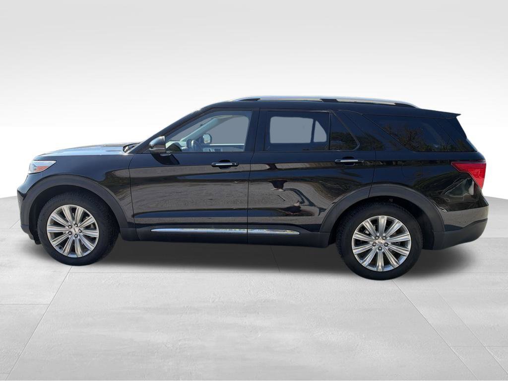 Used 2023 Ford Explorer Limited w/ Limited Technology Package RWD image 3