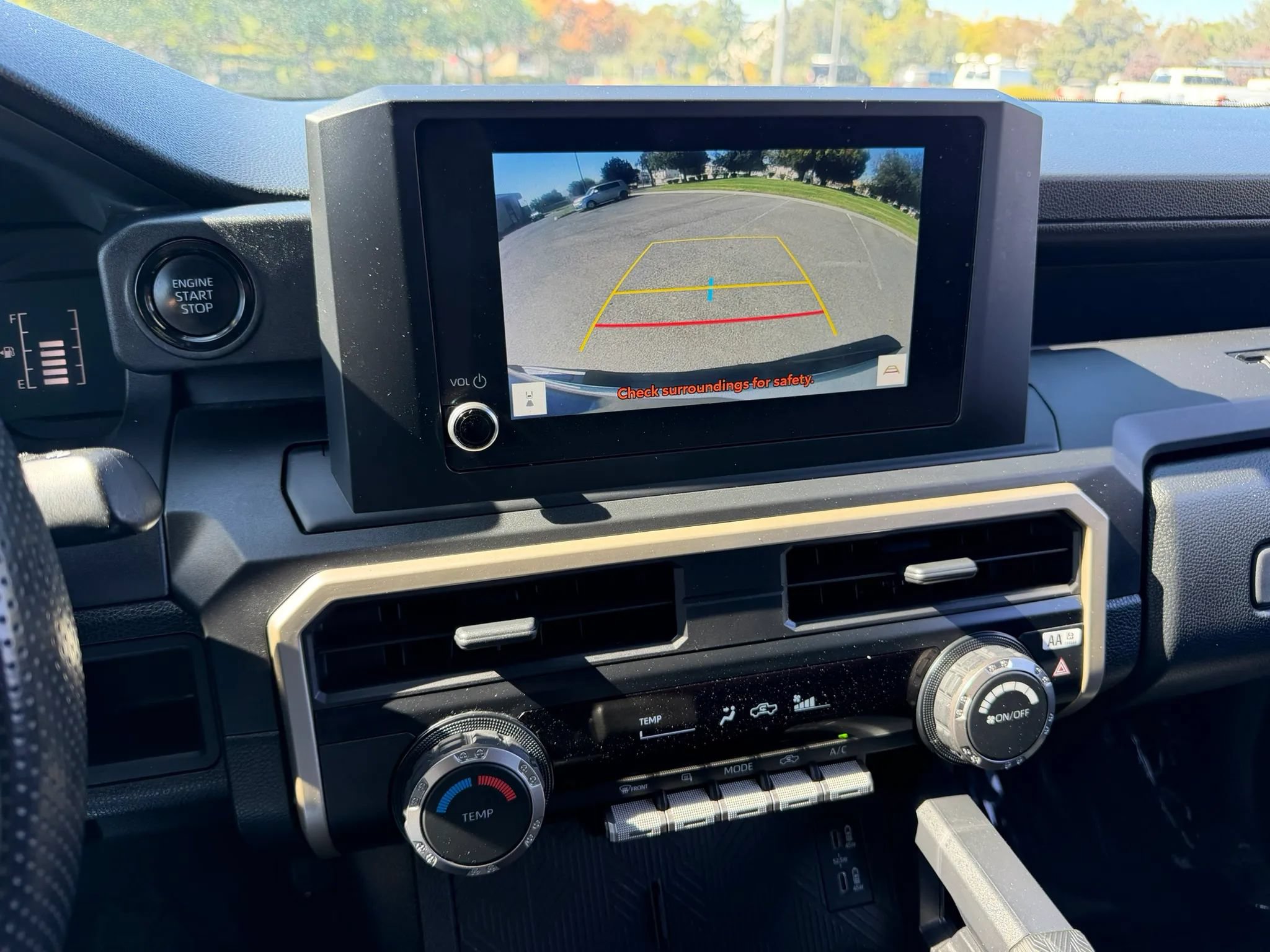 Used 2024 Toyota Tacoma SR RWD image 2