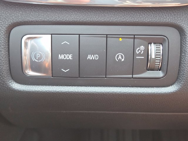 New 2026 GMC Acadia Denali w/ Super Cruise Package AWD/4WD image 32