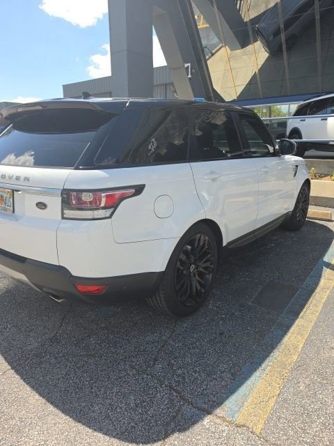 Used 2016 Land Rover Range Rover Sport HSE image 7