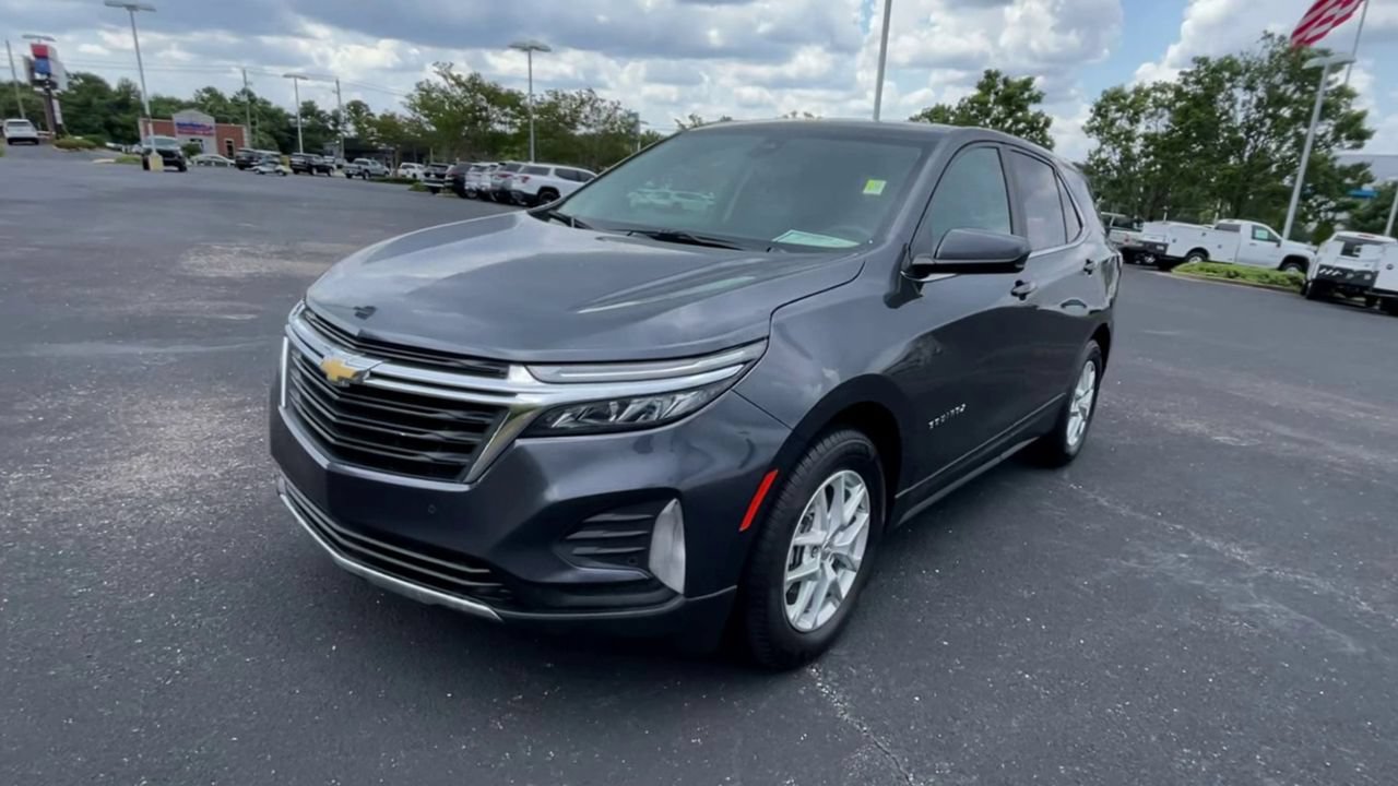 Used 2023 Chevrolet Equinox LT FWD image 4
