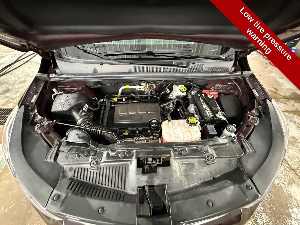 Used 2021 Chevrolet Trax LT w/ LT Convenience Package image 42