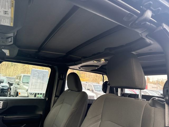 Used 2019 Jeep Wrangler Sport image 29