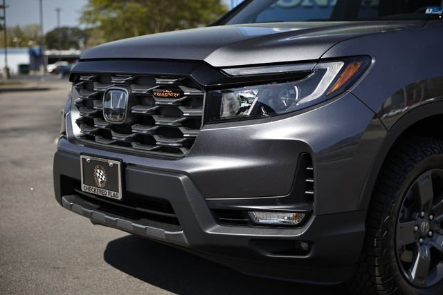 Certified 2025 Honda Ridgeline TrailSport image 3