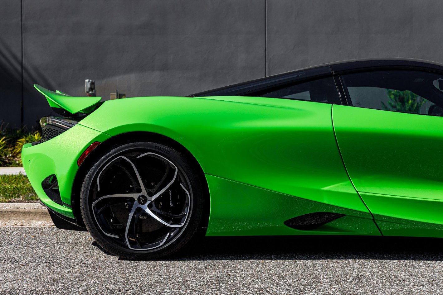 Used 2024 McLaren 750S image 5