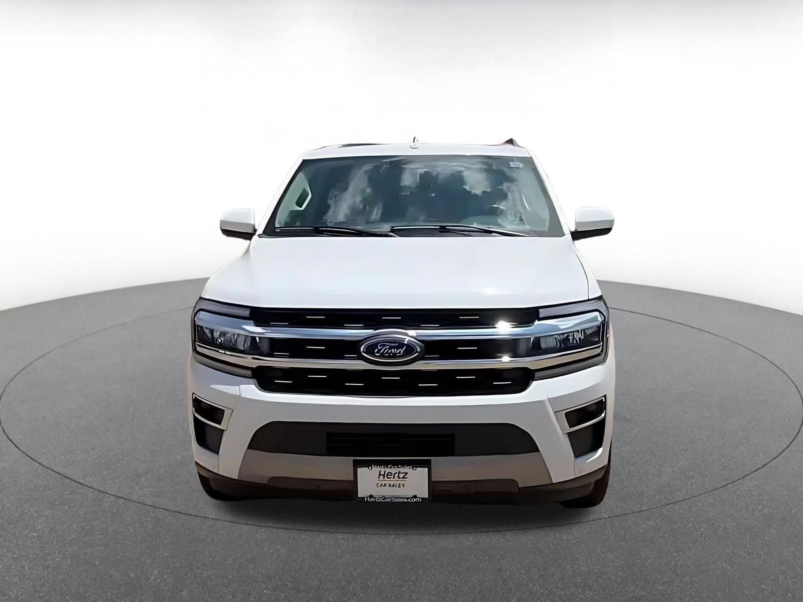 Used 2024 Ford Expedition Limited AWD/4WD image 6