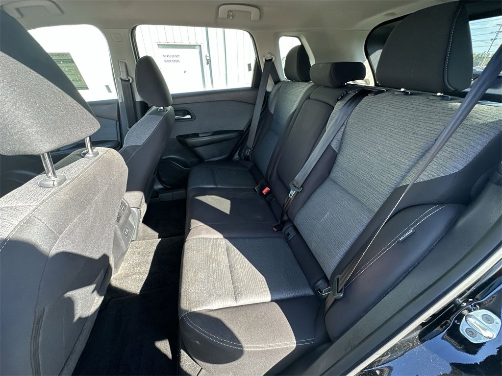 Used 2023 Nissan Rogue SV image 20
