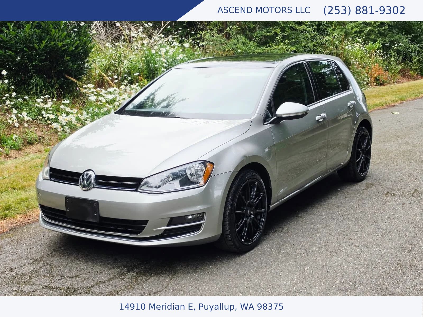 Used 2015 Volkswagen Golf TDI S FWD image 1