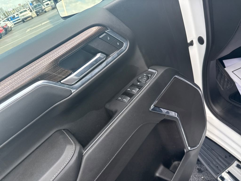 Used 2024 Chevrolet Silverado 1500 LT image 14