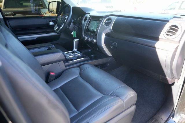 Used 2019 Toyota Tundra SR5 w/ SR5 Upgrade Package image 17