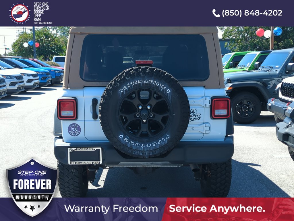 Used 2022 Jeep Wrangler Unlimited Sport AWD/4WD image 5