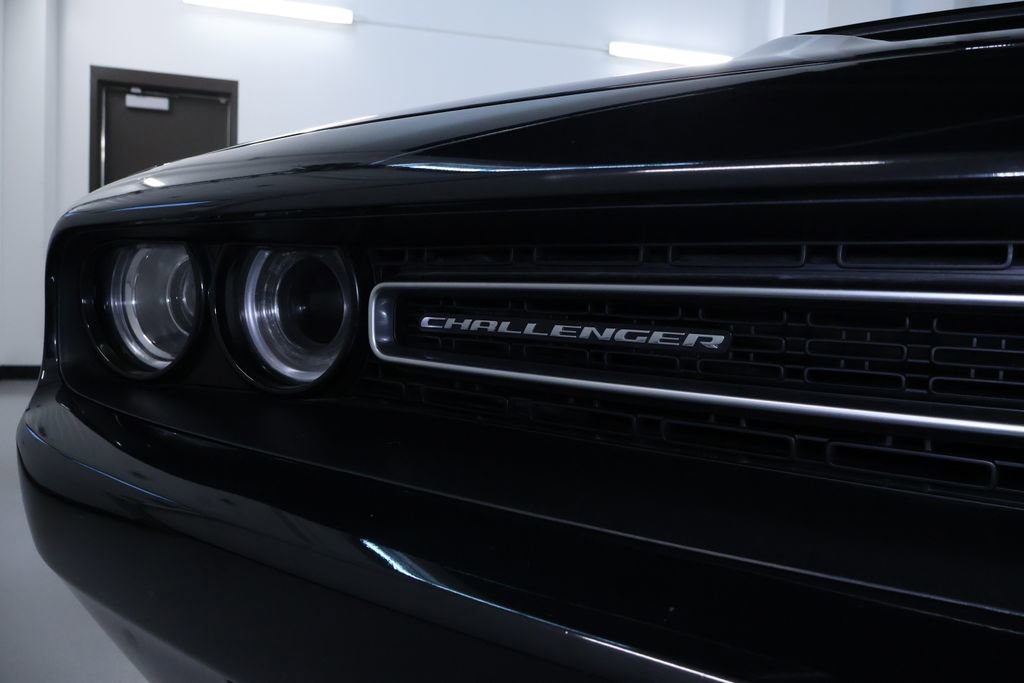 Used 2023 Dodge Challenger GT image 9
