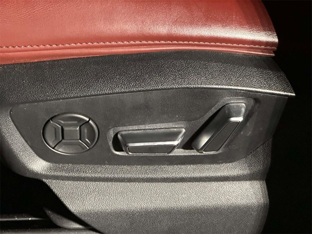 Used 2024 Audi SQ8 Premium Plus w/ S Sport Package image 15