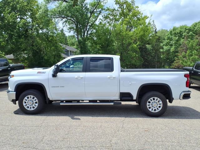 Used 2022 Chevrolet Silverado 3500 LT w/ Convenience Package AWD/4WD image 7