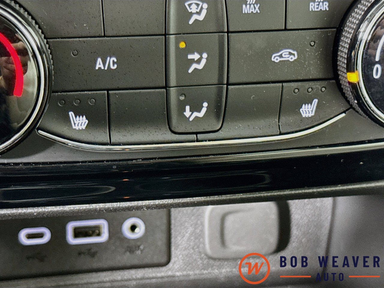 Used 2023 Buick Encore GX Preferred w/ Cold Weather Comfort Package AWD/4WD image 23