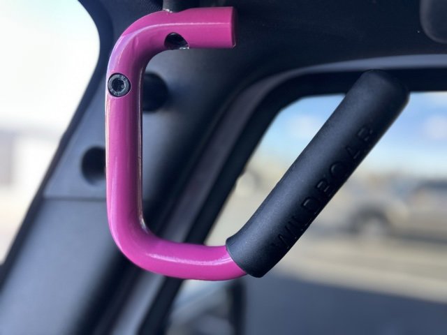 Used 2015 Jeep Wrangler Unlimited Sahara w/ Connectivity Group image 30