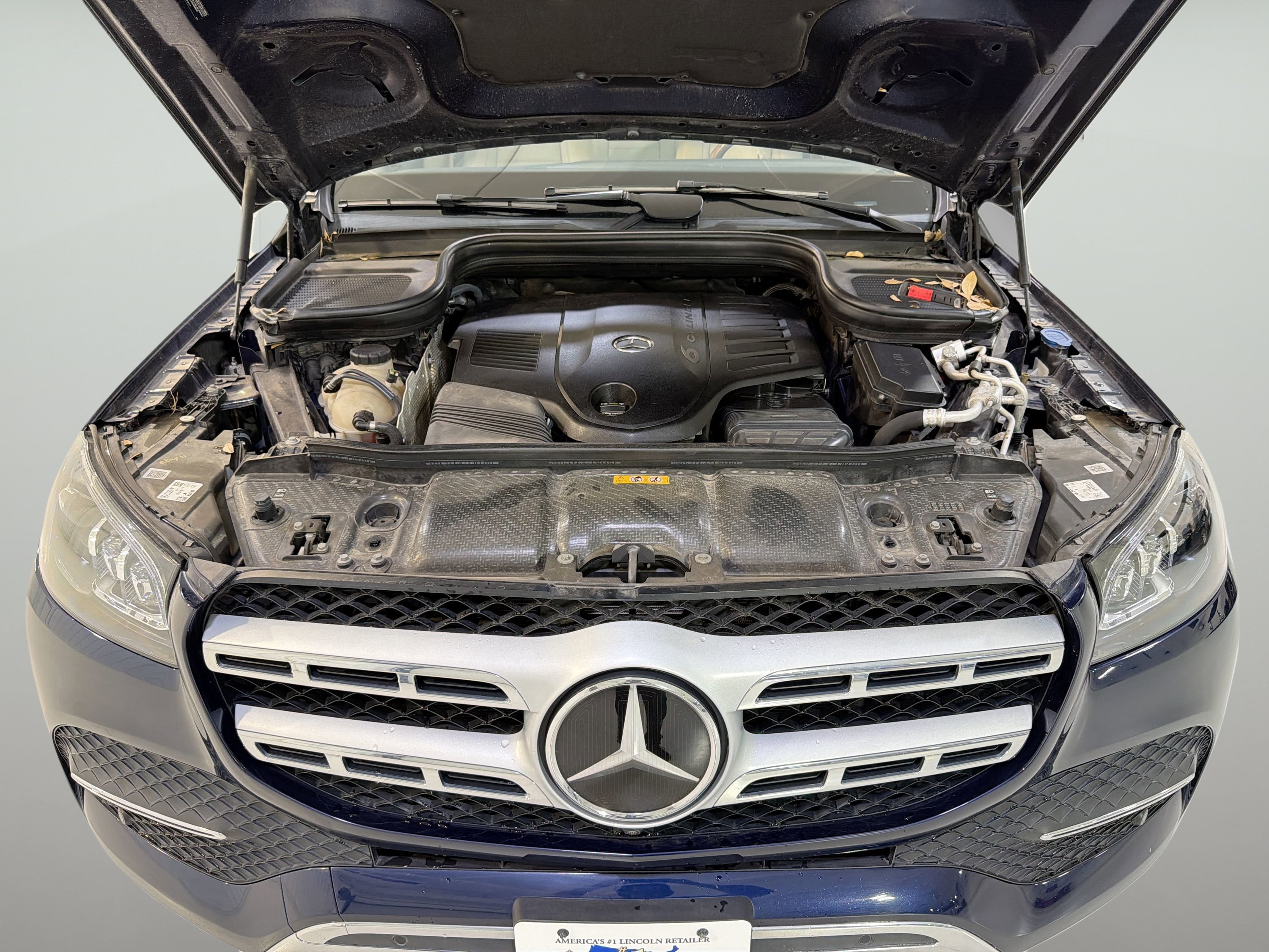 Used 2022 Mercedes-Benz GLS 450 4MATIC image 32