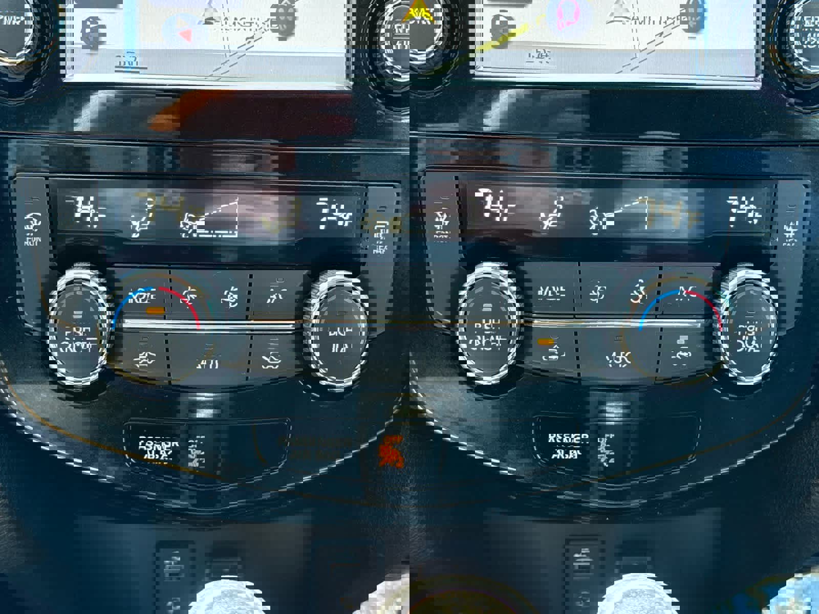 Used 2017 Nissan Rogue SL w/ SL Premium Package image 23