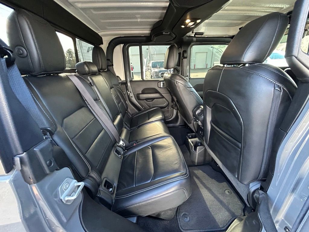 Used 2023 Jeep Gladiator Overland w/ Popular Equipment Package image 20