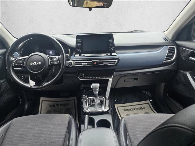 Used 2023 Kia Seltos S image 15