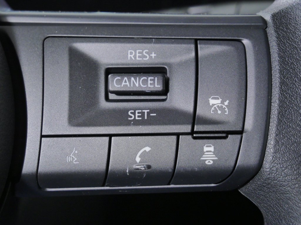 New 2027 Nissan Kicks SV AWD/4WD image 25