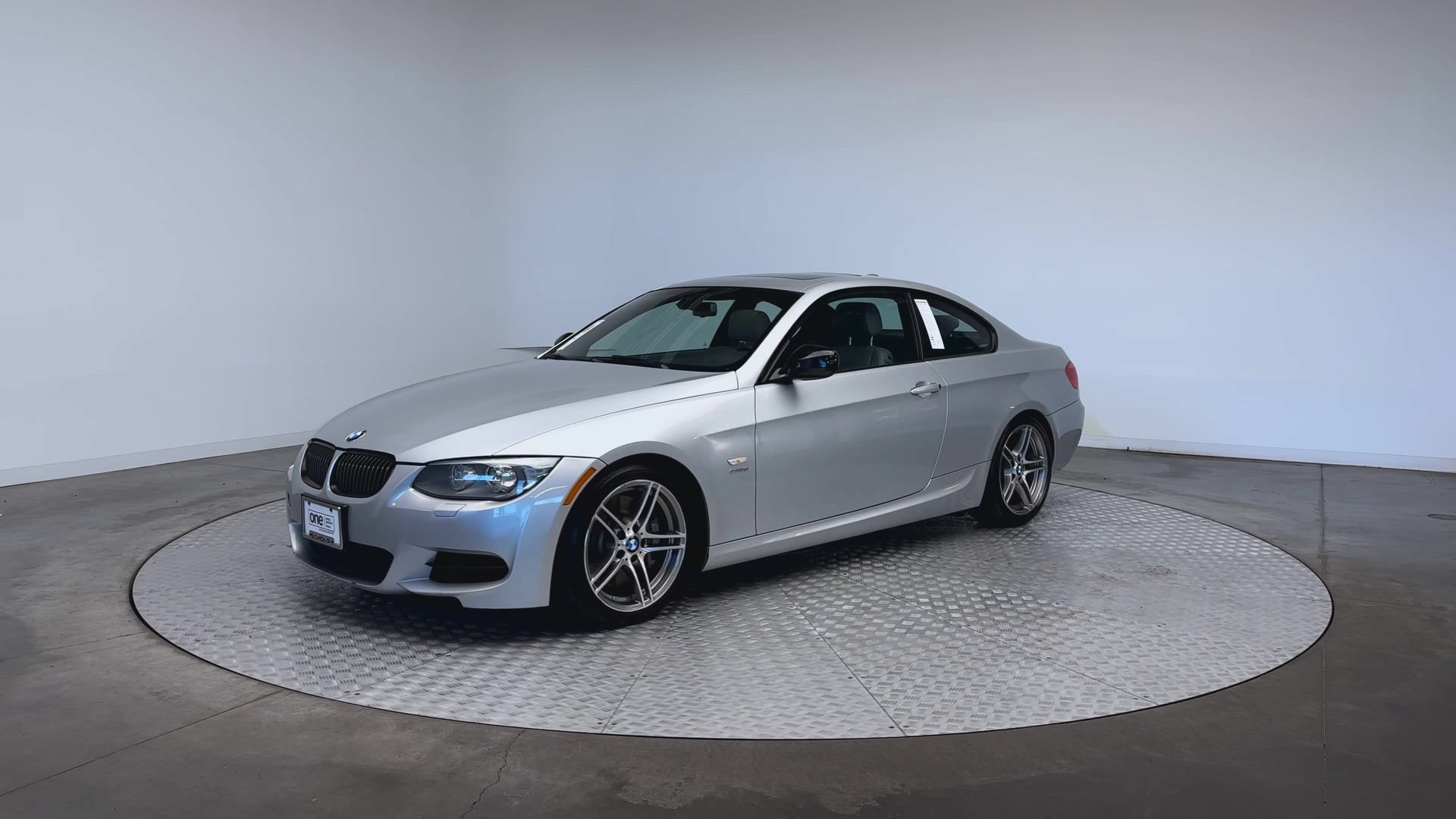 Used 2011 BMW 335is Coupe RWD image 4