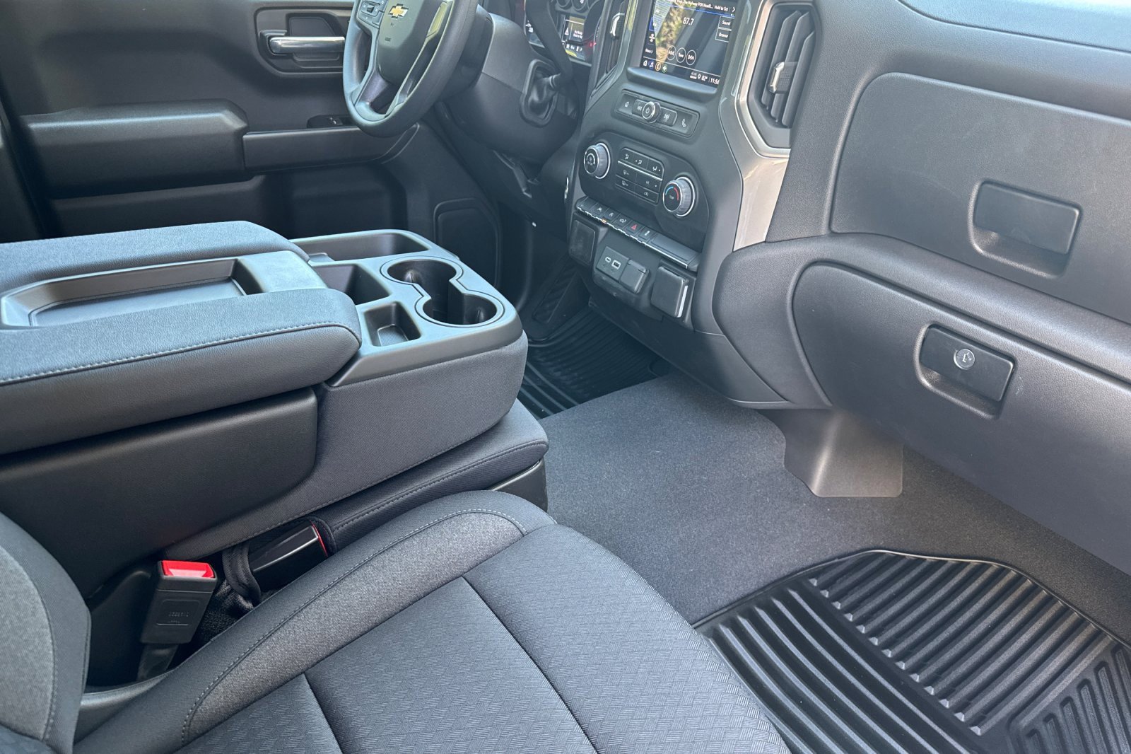 New 2025 Chevrolet Silverado 1500 Custom image 13