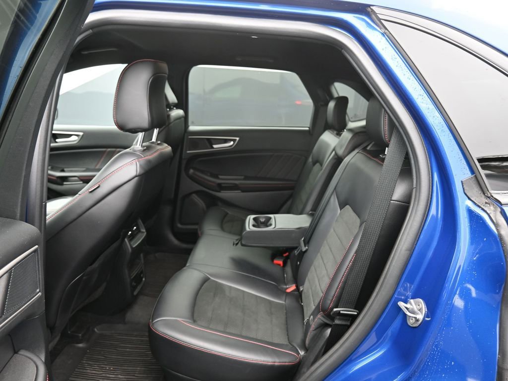 Used 2024 Ford Edge ST-Line image 17