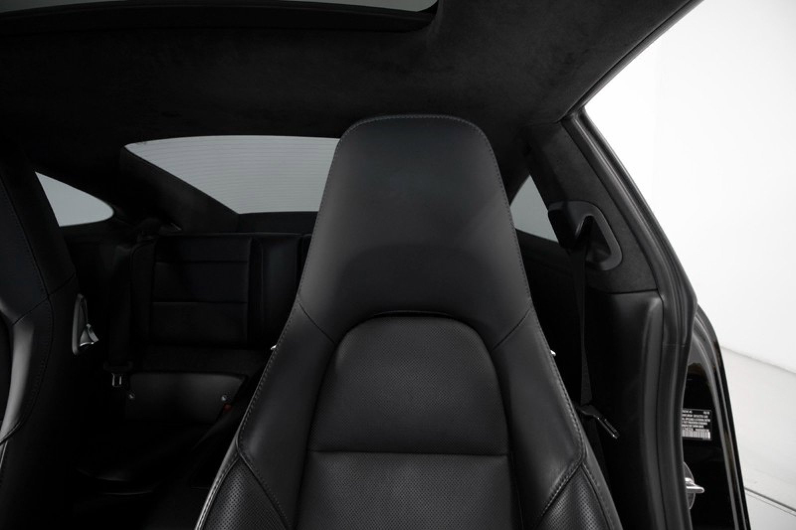 Used 2018 Porsche 911 Carrera 4 GTS image 4