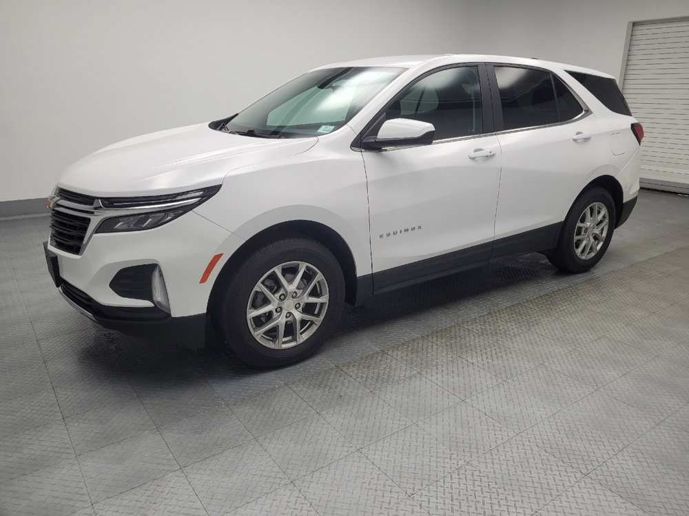 Used 2022 Chevrolet Equinox LT image 2