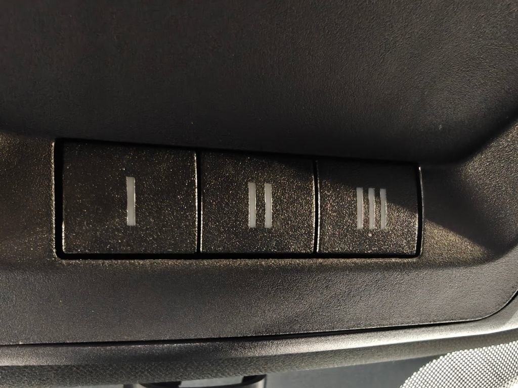 Used 2018 RAM 2500 Power Wagon w/ Leather & Luxury Group image 13