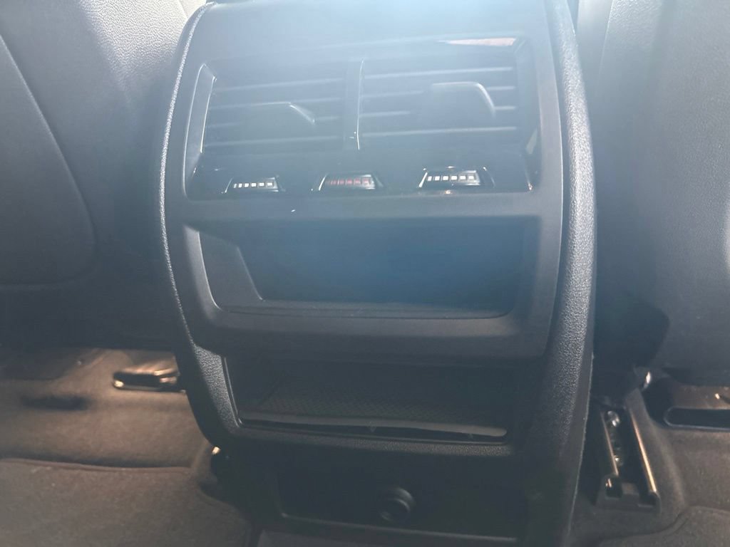 Used 2026 BMW X6 xDrive40i AWD/4WD image 31