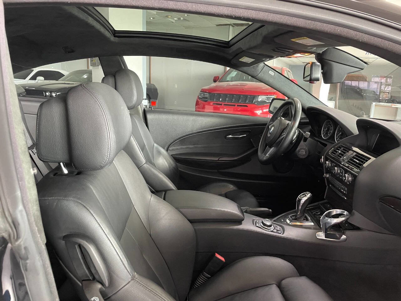 Used 2009 BMW 650i Coupe w/ Sport Pkg RWD image 20
