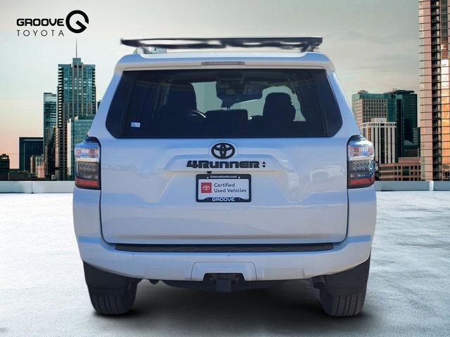 Used 2022 Toyota 4Runner SR5 Premium image 5