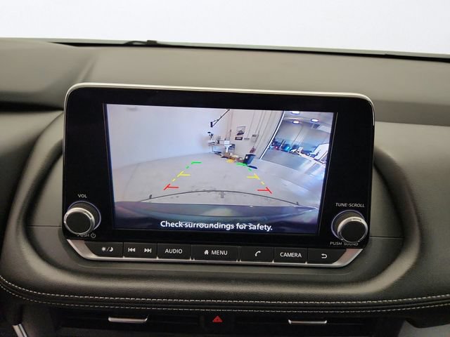 Used 2025 Nissan Rogue SV AWD/4WD image 17